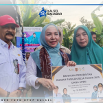 Bangkitkan Ketahanan Pangan Keluarga, Hj. Fathul Jannah Serahkan Bantuan Rumah Pangan B2SA di posyandu  HSS